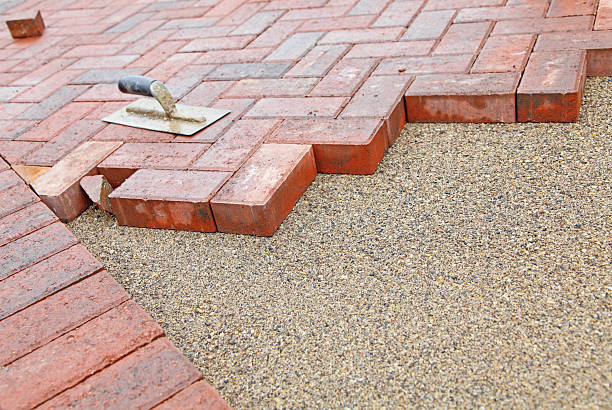 Best Affordable Driveway Paving  in Siloam Springs, AR